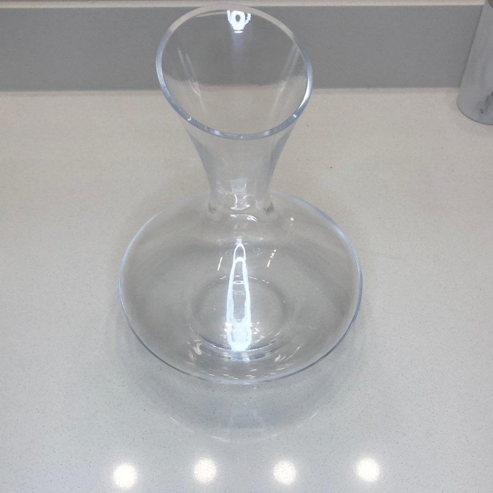 Glass wine decanter